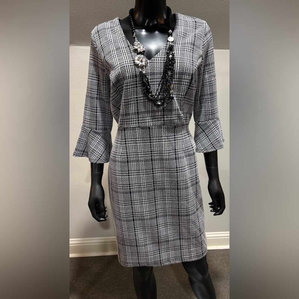 NWT EnFocus Studio 3/4 Bell Sleeve Dress Sz 10 Black White Houndstooth New